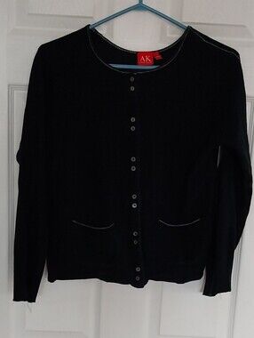 Anne Klein  Button-Front Top With 2 Front Pockets